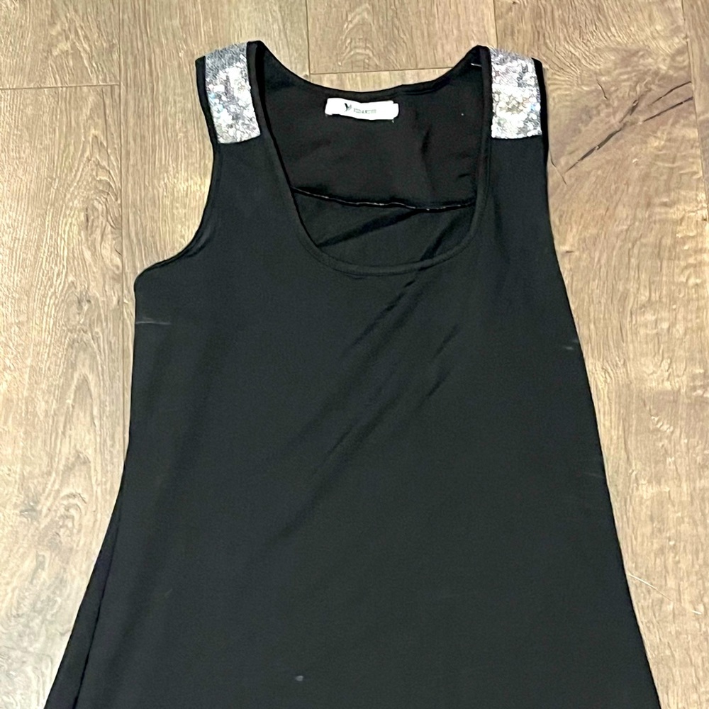 XL tank top